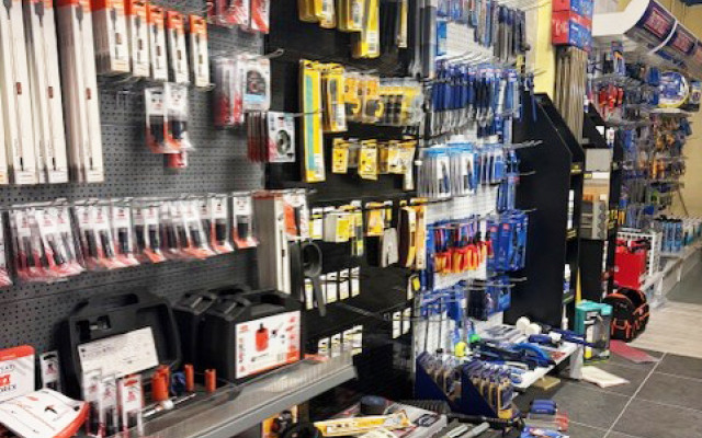 Trade-Counter-Hand-Tools-Monument