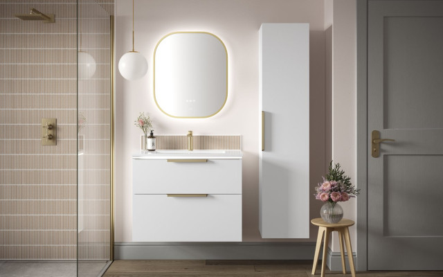 Calypso Furniture Aurelia, muted white - A contemporary bathroom design featuring elegant fixtures.